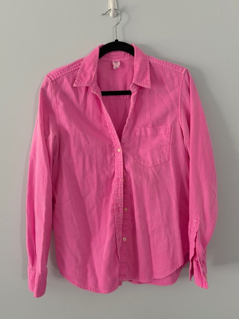 Gap Bright Pink 100% Cotton Button Up Shirt Long Sleeve Size M